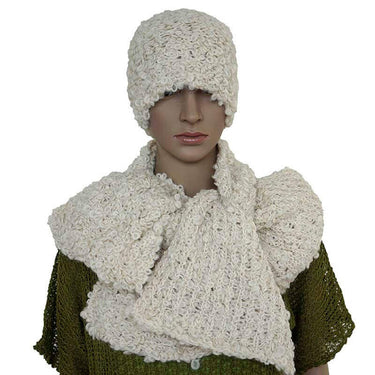 Scarf and Hat Boucle Natural - Handmade, Stylish and Warm - Quetzal Artisan