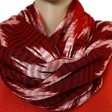 Shawl Jaspe Fire - Ecofriendly Fairtrade Hand-dyed Red Scarf - Quetzal Artisan