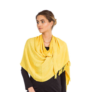 Shawl Yellow - Natural Dyes - Beautiful and Ecofriendly - Quetzal Artisan