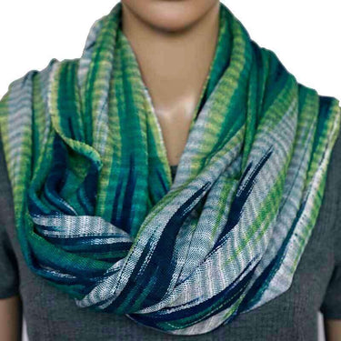 Shawl Indigo Hills - Eco-friendly Hand-dyed Green Scarf - Quetzal Artisan