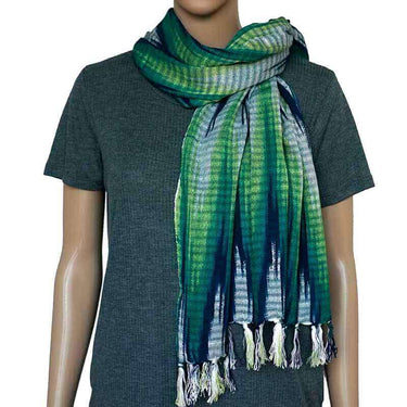 Shawl Indigo Hills - Eco-friendly Hand-dyed Green Scarf - Quetzal Artisan